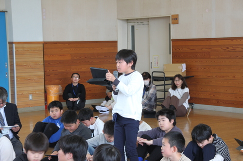 児童会総会2